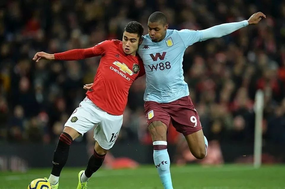 马赛效力中卫安德烈维拉尤临赛季绝对暂停