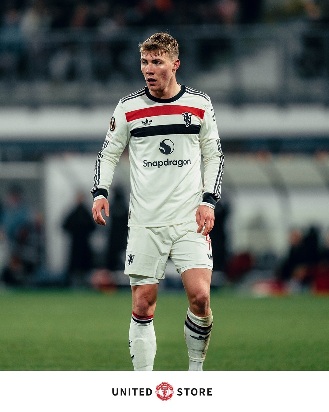 关于米兰国际客场击败巴利亚多利德，领跑积分榜的信息