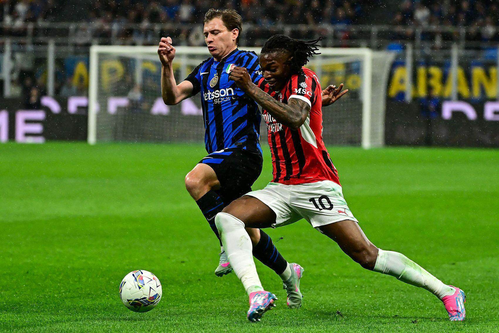 AC米兰主场逼平那不勒斯，继续追赶国米的简单介绍