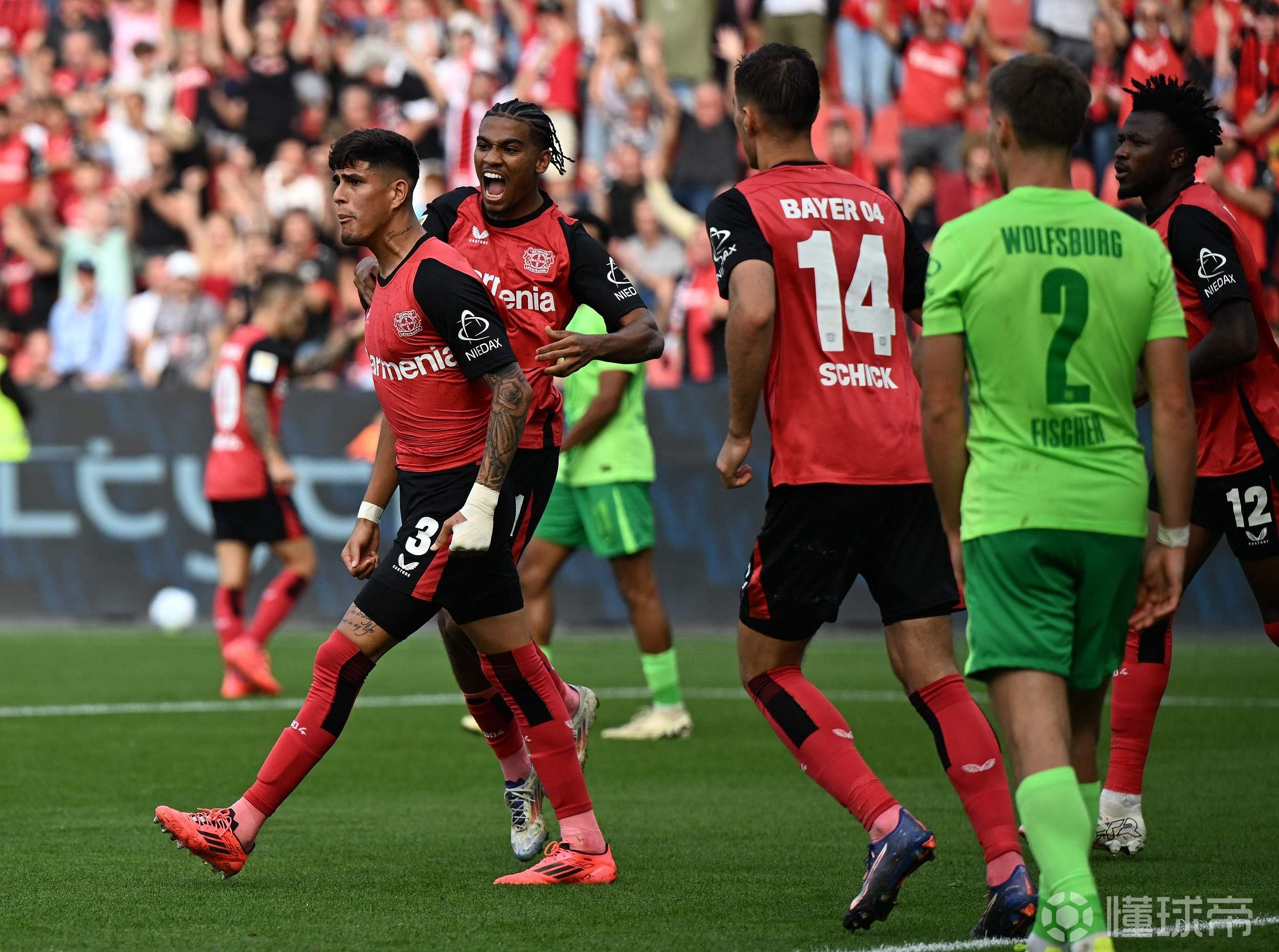 关于勒沃库森在客场战平对手，难敌劲敌的信息