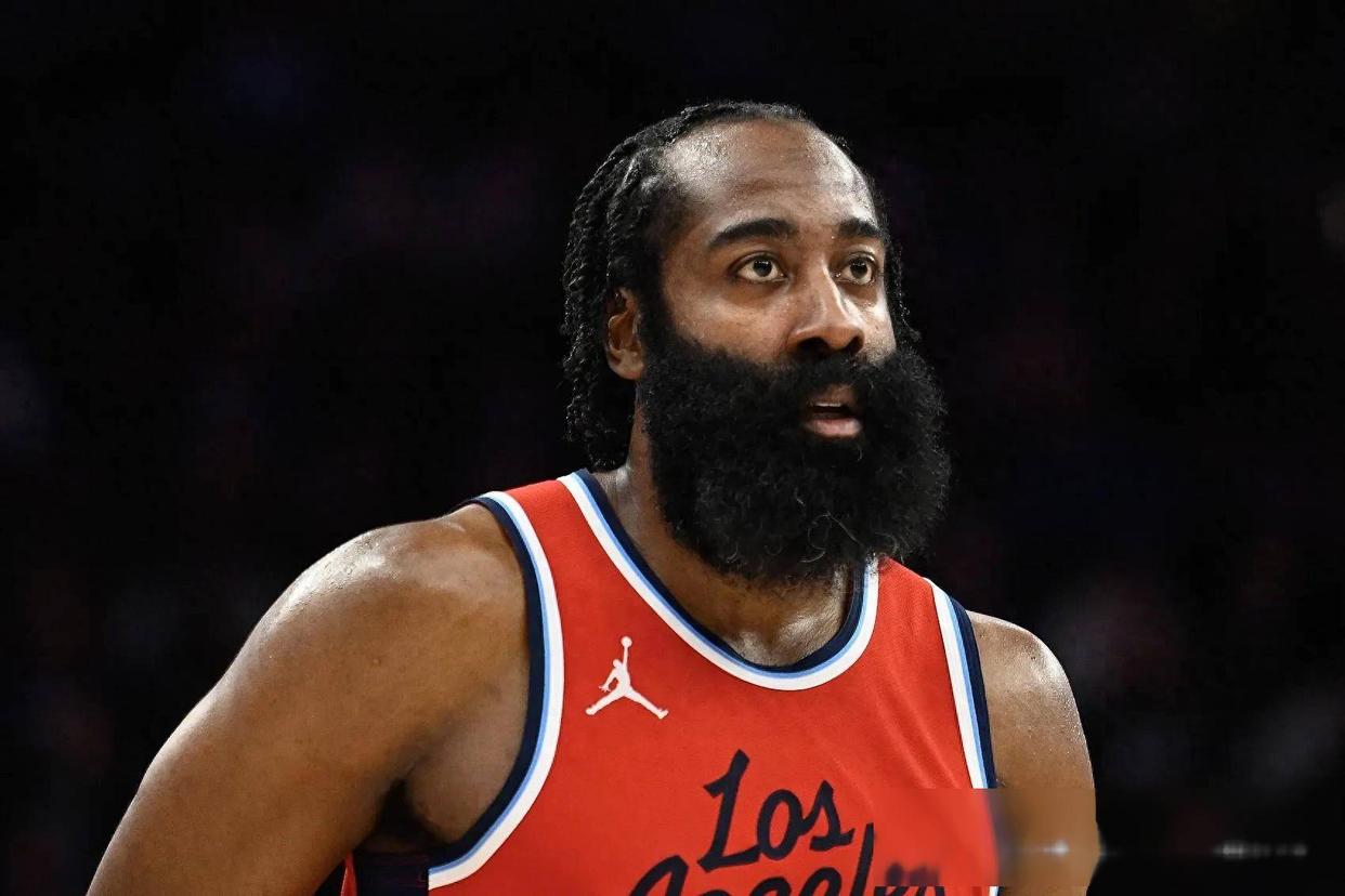 九游体育网页版-雄鹿队主教练赞誉球员表现：实力突飞猛进的简单介绍