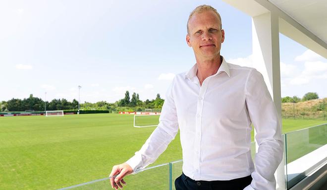 沙尔克04遭遇失利，主帅寻找突破口的简单介绍