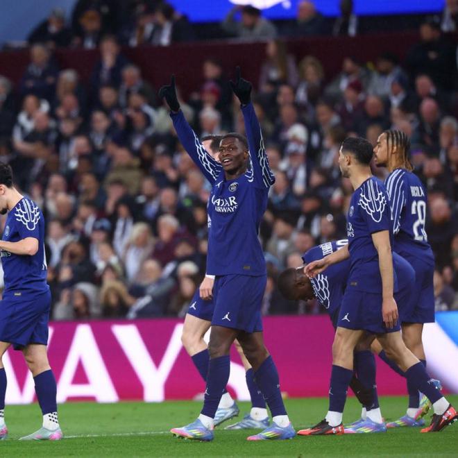 包含里昂客场战胜对手,欧冠前景一片光明的词条 包含里昂客场战胜对手,欧冠前景一片光明的词条