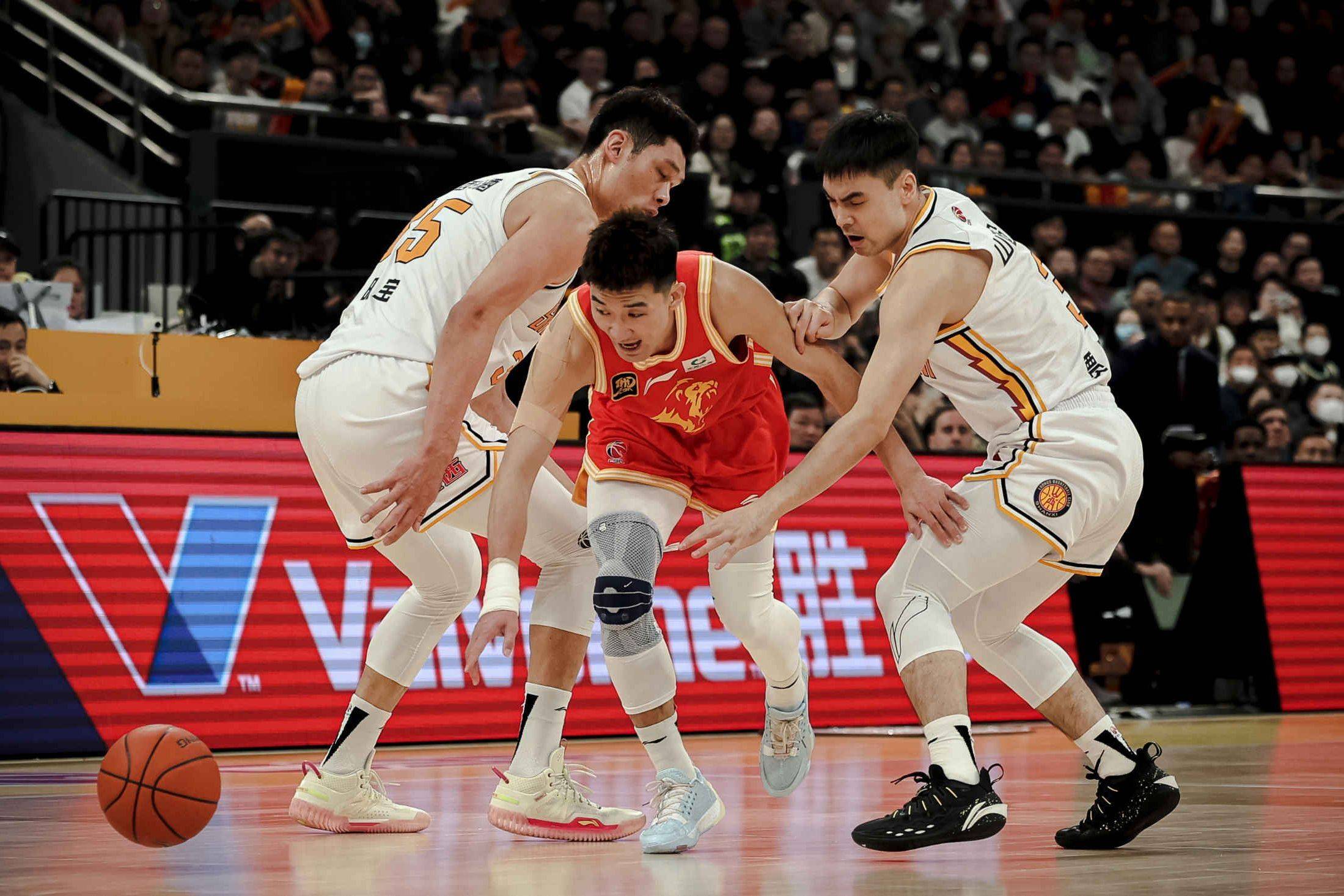 九游体育官网-抢分大战：广州对阵福建寻求胜利的简单介绍