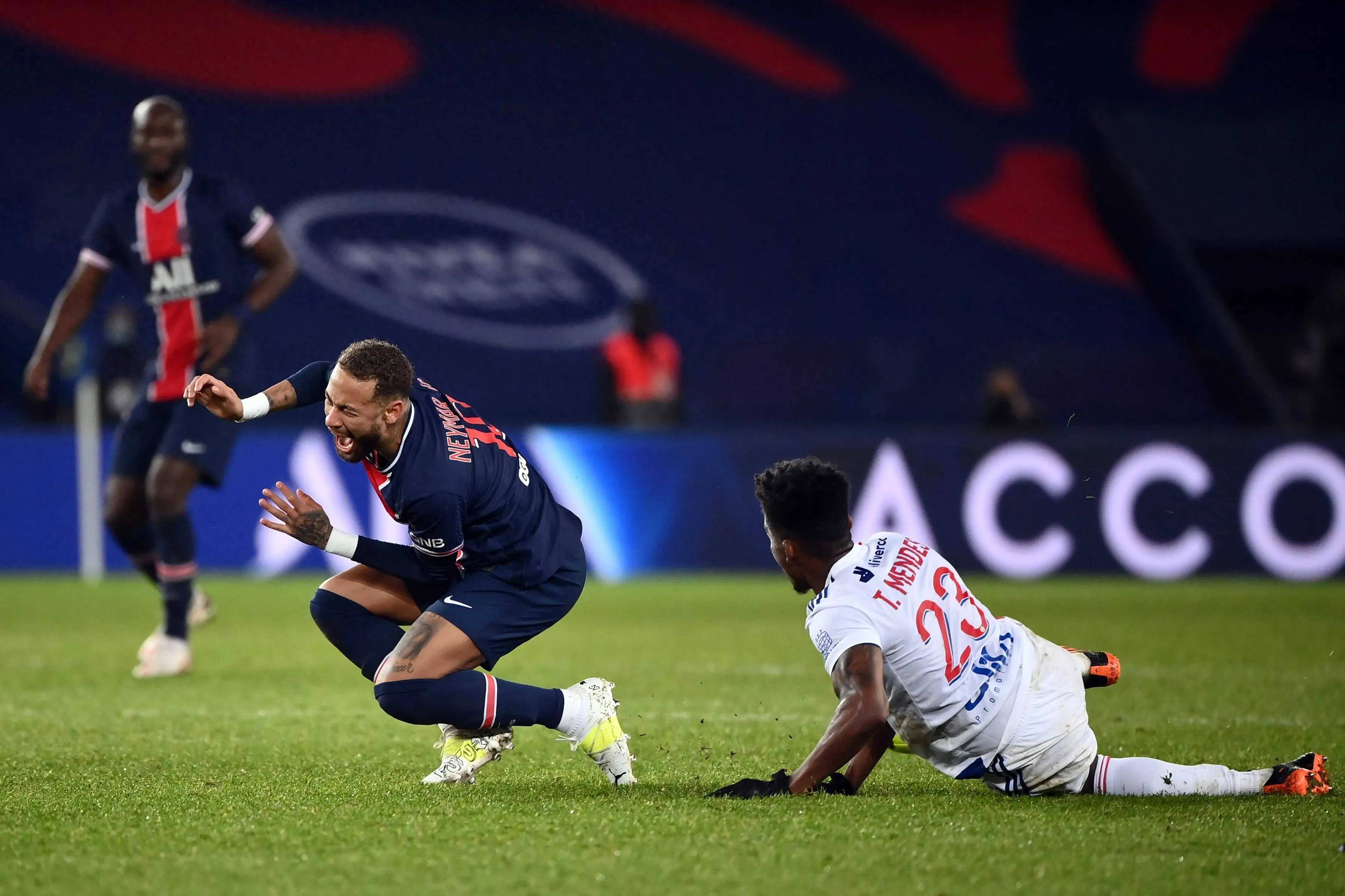 巴黎圣日耳曼遭遇抨击，欧冠资格榜陷入紧张！的简单介绍