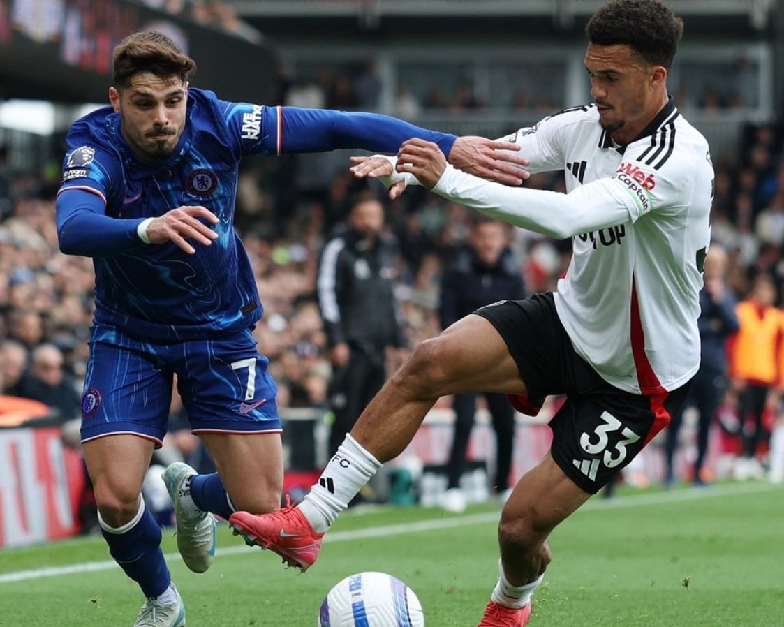 切尔西主场失利，欧冠席位岌岌可危的简单介绍