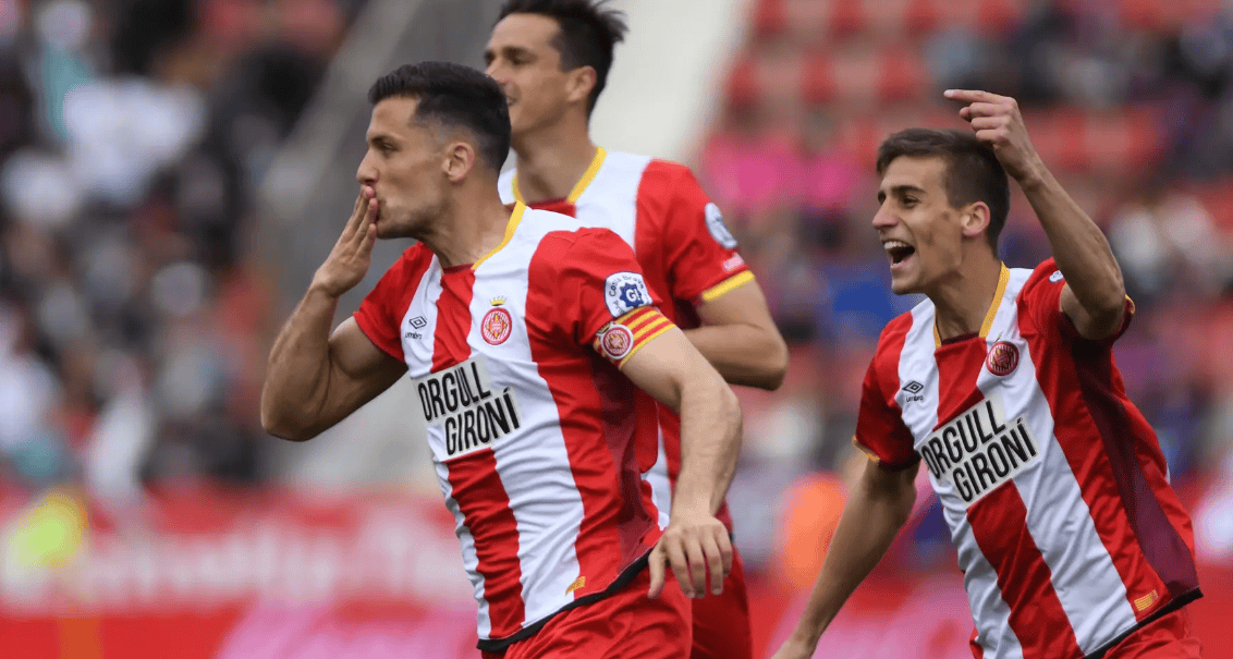 包含赫塔菲主场击败西班牙人，积极备战的词条