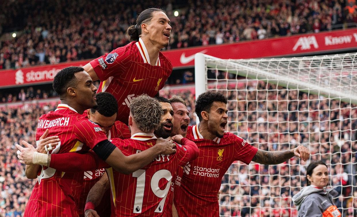 利物浦接连取胜，锁定小组第一的简单介绍