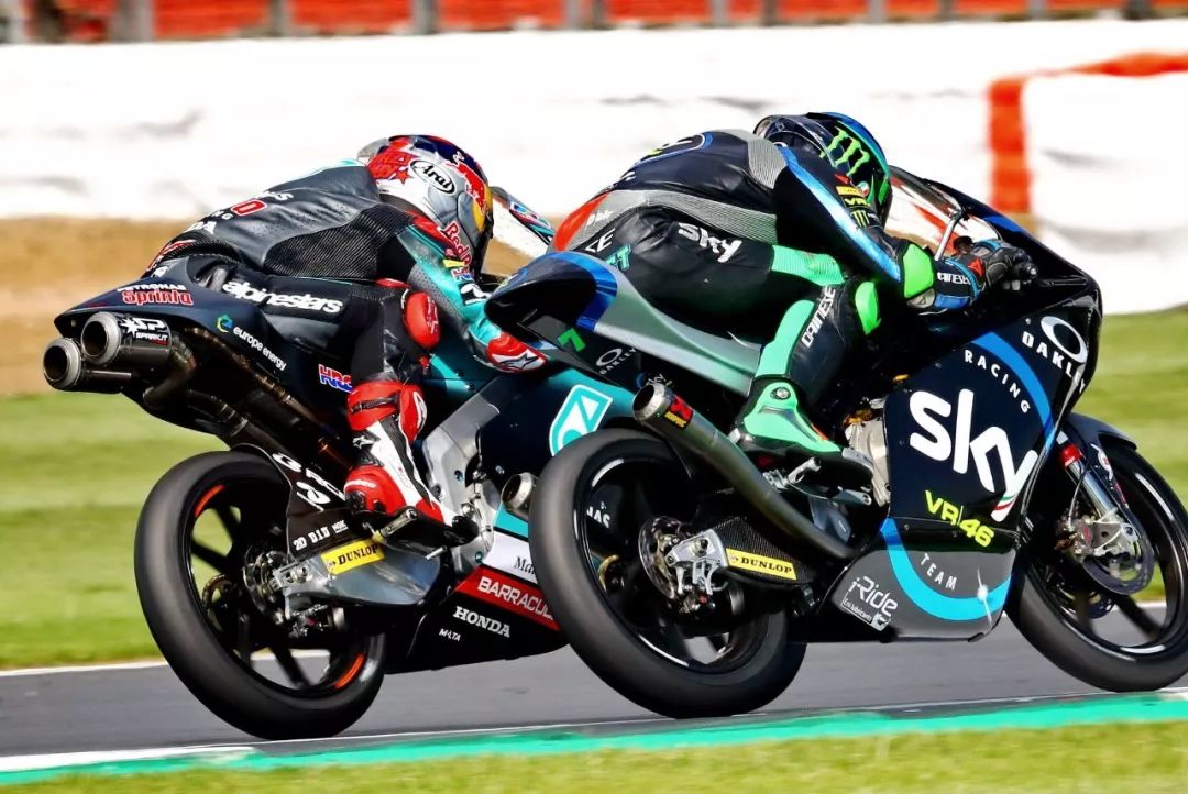 机车尼斯队战胜对手,晋级淘汰赛 机车尼斯队战胜对手,晋级淘汰赛