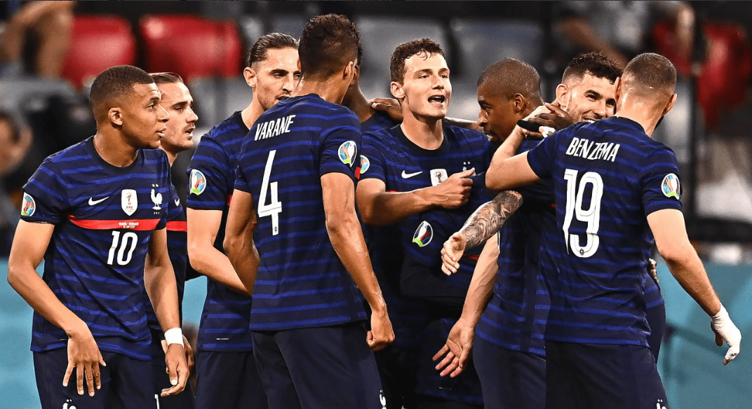 法国队实力碾压，轻松晋级四强