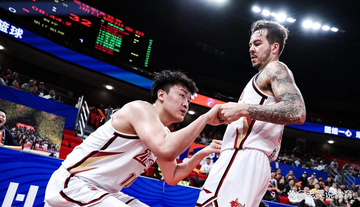 关于场上球队风格不同，对决带来精彩碰撞的信息