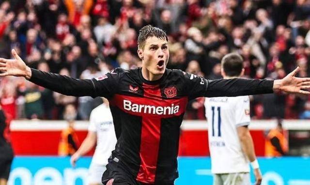 关于勒沃库森队员聚焦云达不莱梅的比赛的信息 关于勒沃库森队员聚焦云达不莱梅的比赛的信息