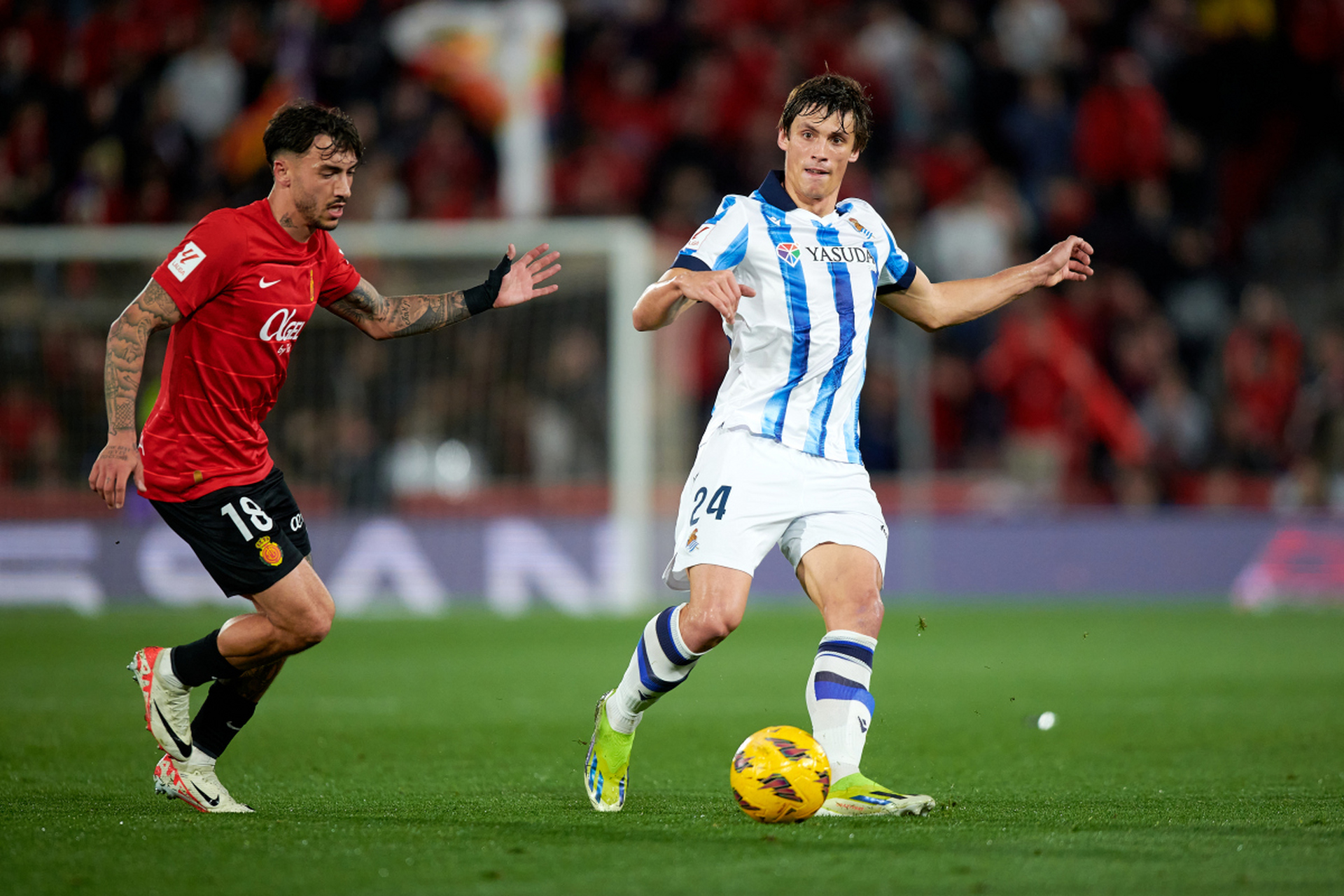 关于比利亚雷亚尔外援梅开二度，帮助球队逆转击败对手的信息