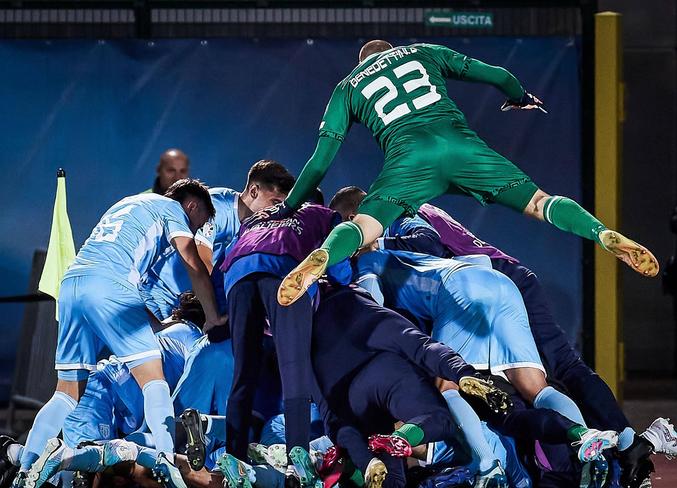 精彩进球集锦释放，欧预赛瞬间成热议话题的简单介绍