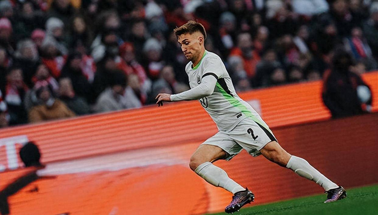 包含沃尔夫斯堡再添三分，德甲冲击前八球队！的词条